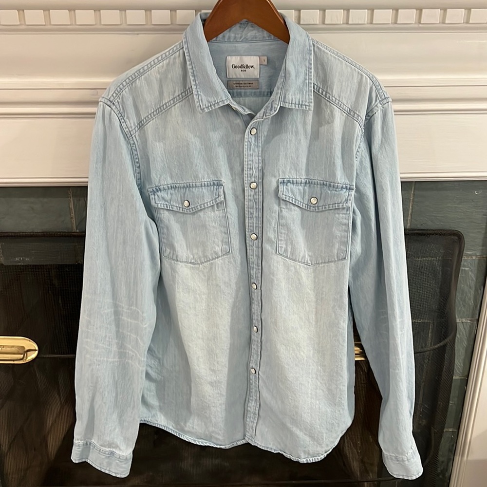 Goodfellow & Co Men's Size L Standard Fit Denim Long Sleeve Button-Down Shirt